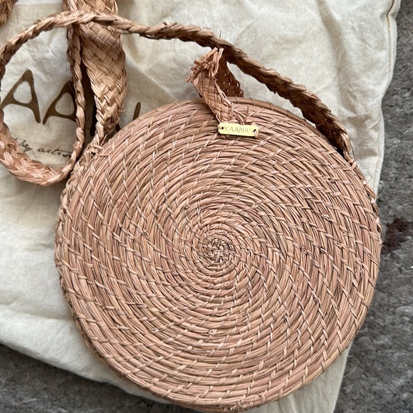 Kaanas straw crossbody - Picture 2 of 5